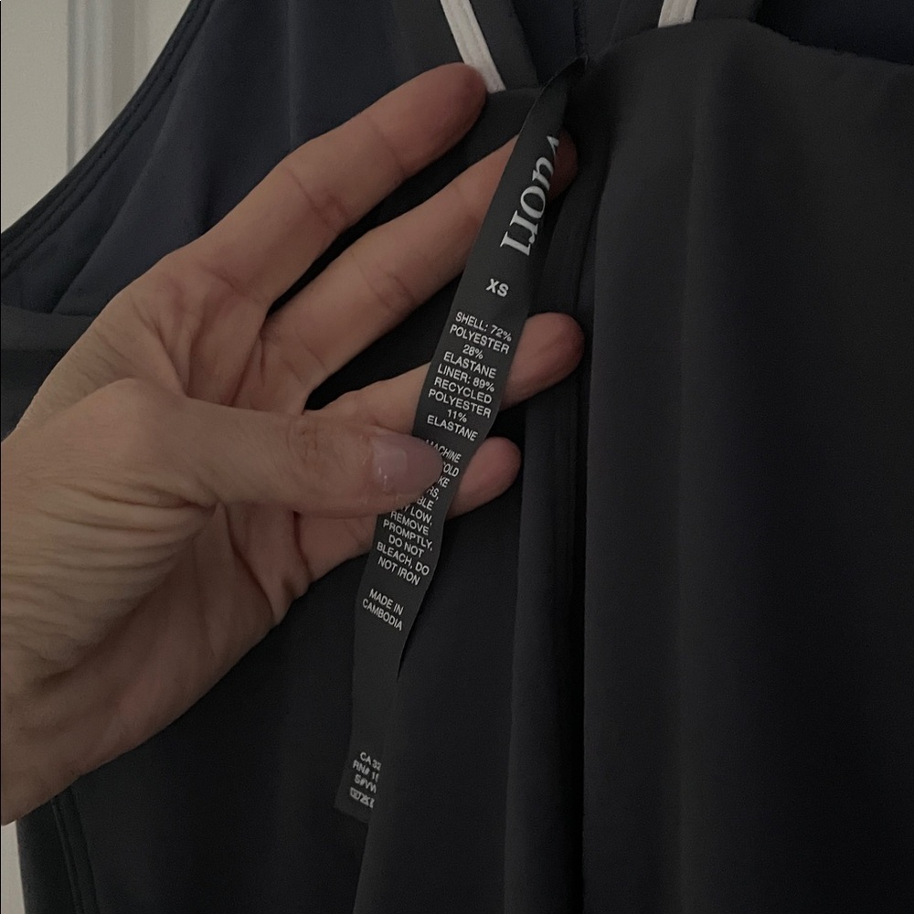 Vuori xs grey and white tennis dress - Picture 5 of 7